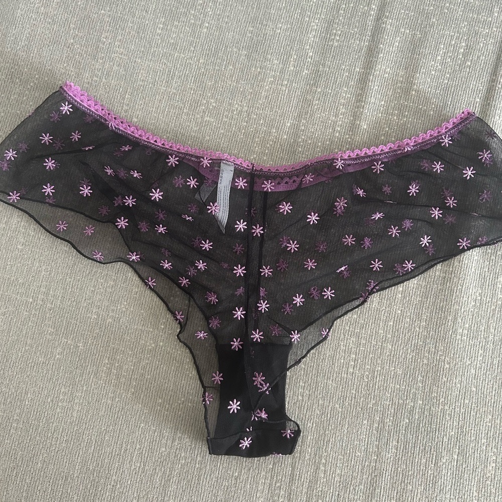 Out From Under Black Pink Floral  Underwear Women’s Size Large - Picture 3 of 9
